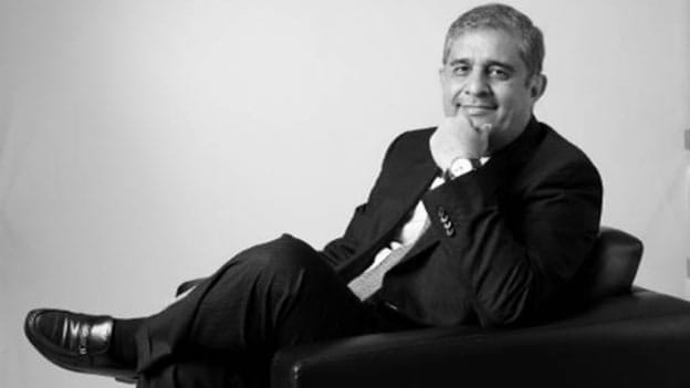 Axis Bank MD and CEO Shikha Sharma retires, Amitabh Chaudhary takes charge