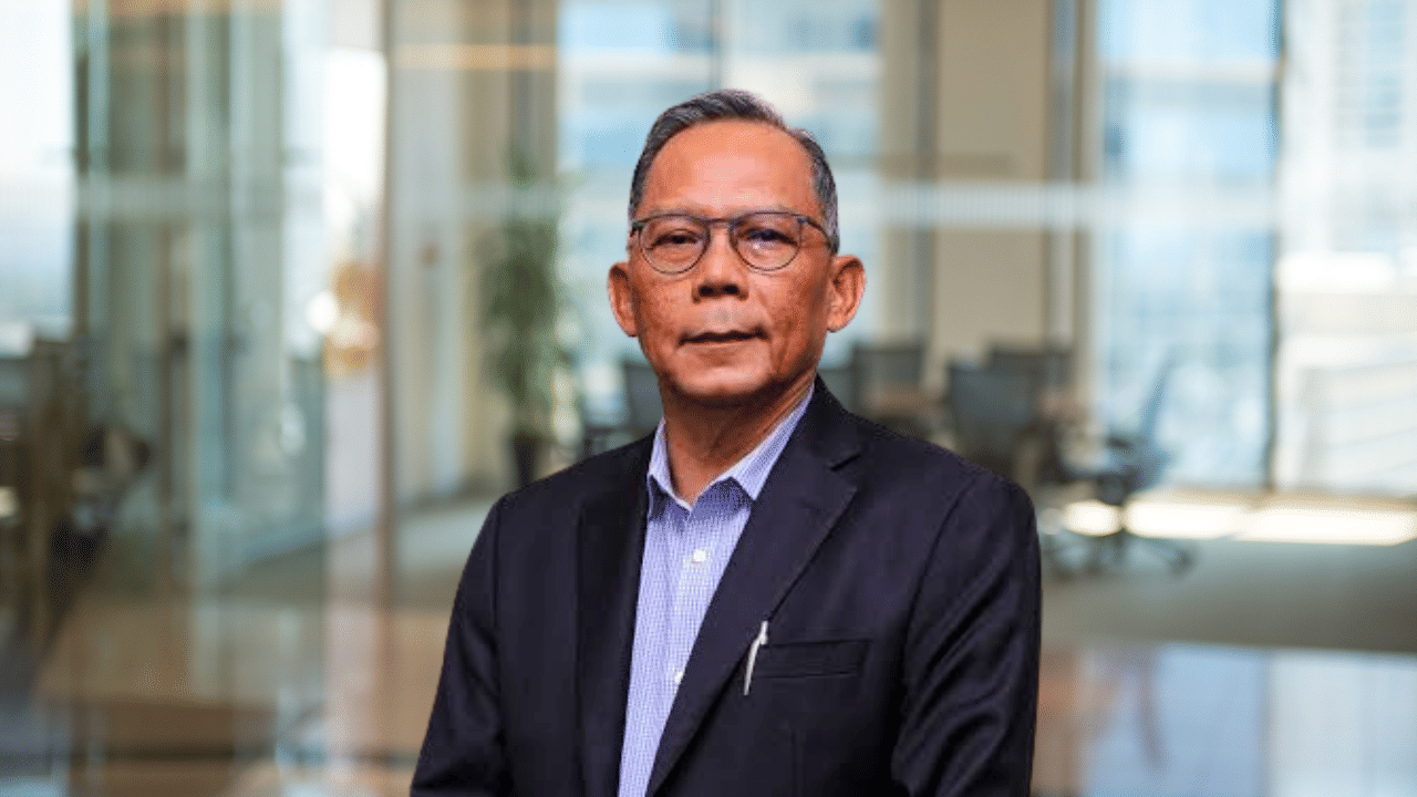 Alam Maritim CEO Azmi Ahmad remanded in anti-corruption probe, shares hit five-month low 