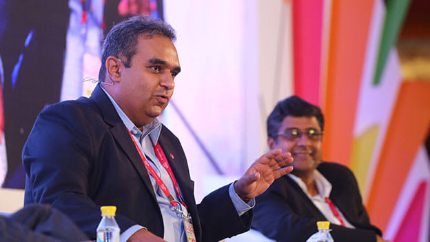 Role of technology in building high performing organizations