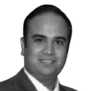 Dr Vineet Sikka