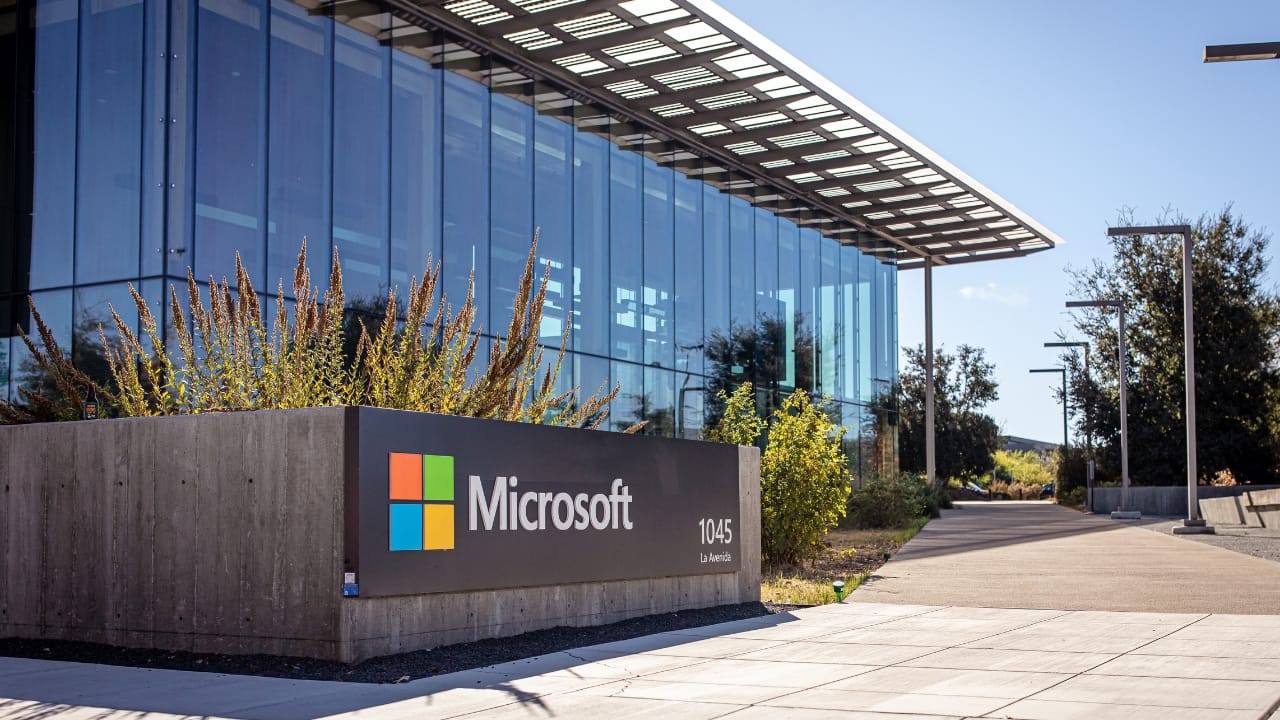 Microsoft prepares to enforce three-day office return for employees