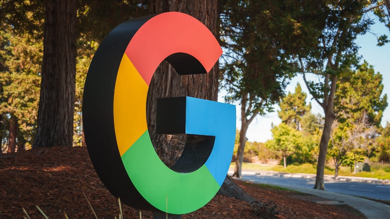 Google offers exit packages to employees struggling with faster AI changes