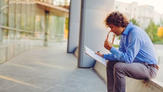 Post layoffs, Amazon postpones joining dates for campus hires until next year