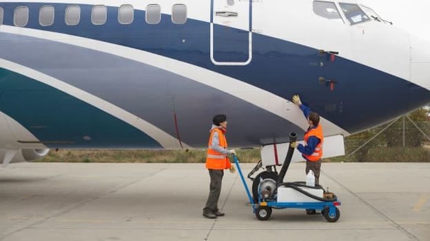 Singapore Aerospace sector to hire 2,500 people over next 3 to 5 years
