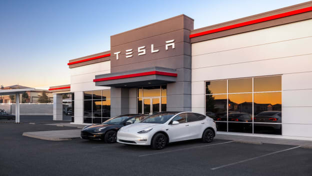 Tesla reclaims $1 Trillion market value following Trump’s re-election