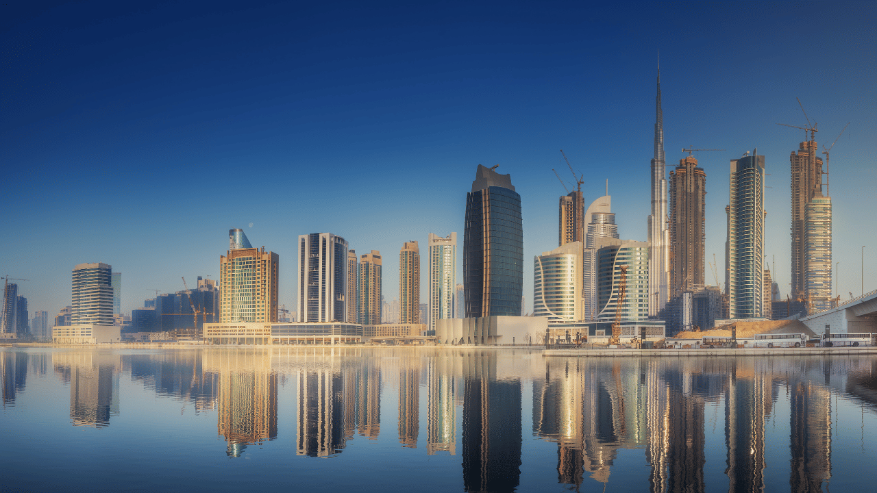 UAE urges private sector firms to strengthen worker safety measures amid expected adverse weather