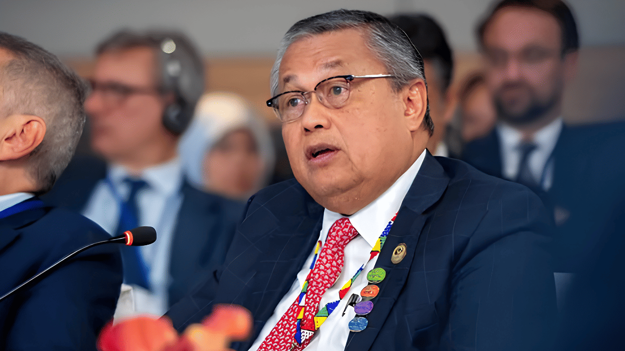 Bank Indonesia governor Perry Warjiyo resigns, raising investor concerns over policy continuity