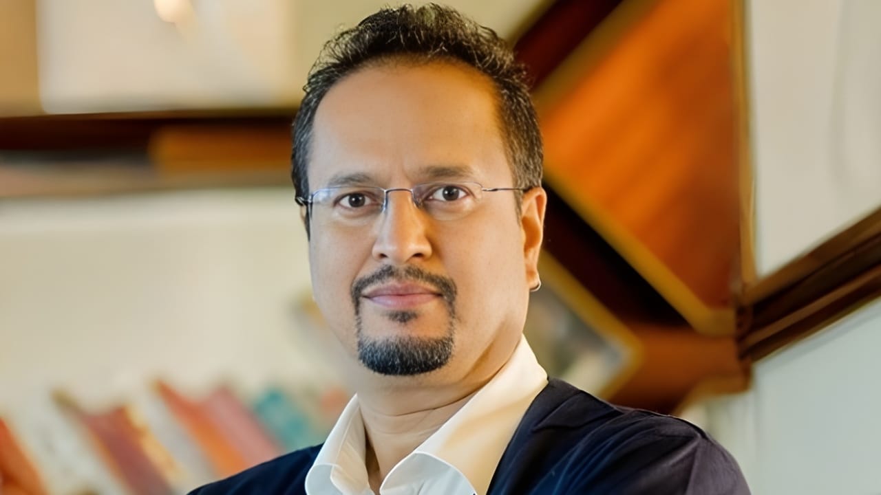 AU Small Finance Bank gets RBI nod to reappoint Sanjay Agarwal as CEO