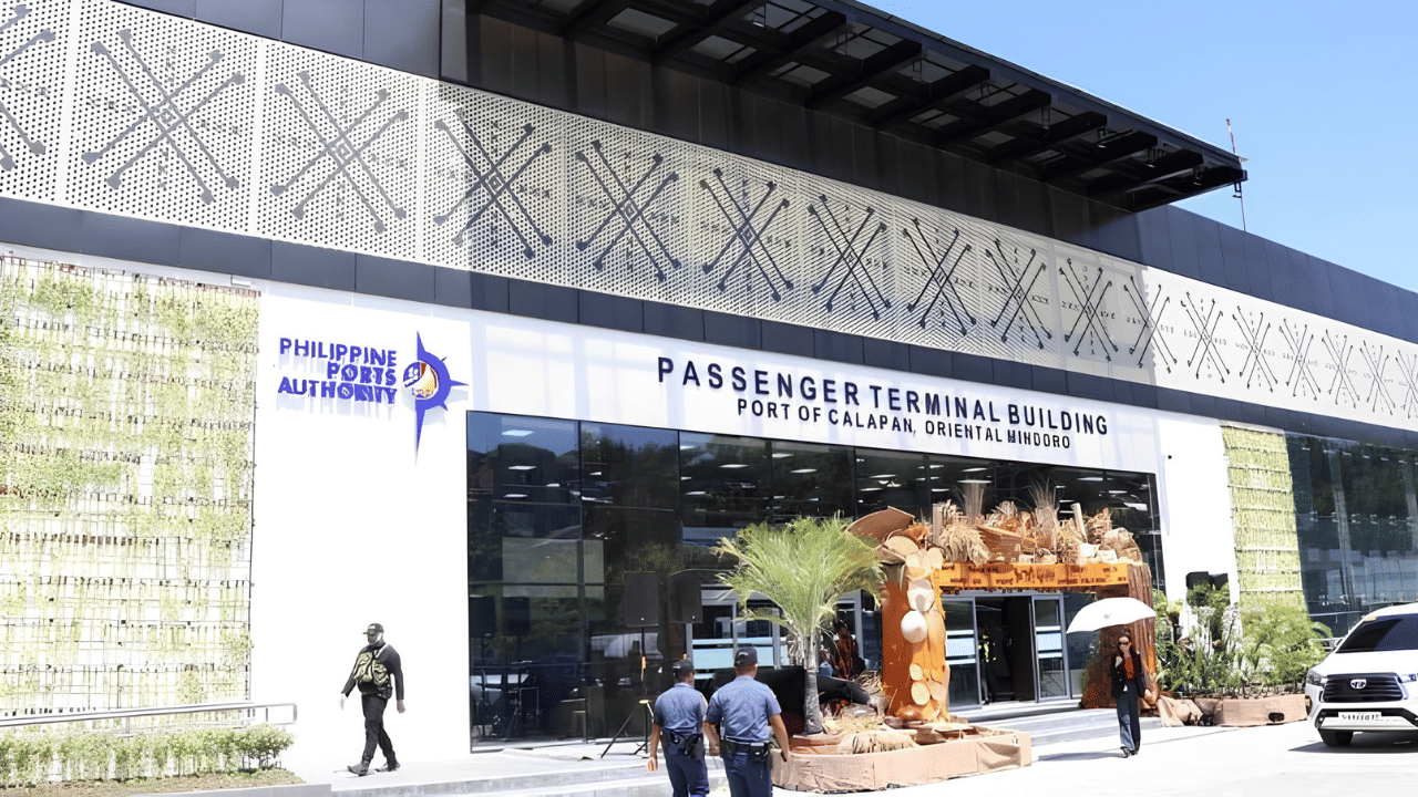 Philippine Ports Authority adopts four-day workweek in Mindoro amid energy-saving push