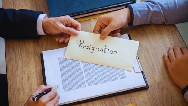 40% leaders consider leaving their roles amid rising pressure: Report