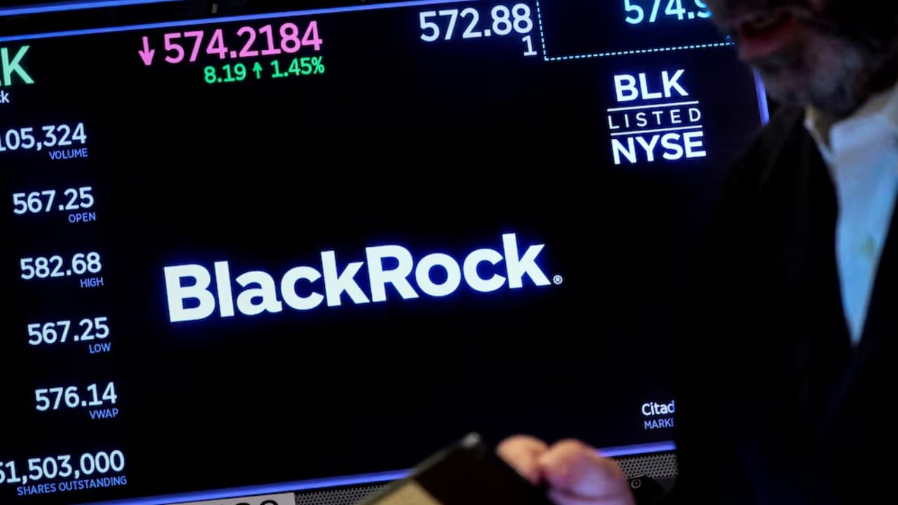 BlackRock forecasts strong AI returns in 2026 amid market instability