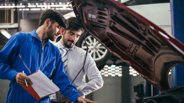 Navigating change: Leadership strategies for the future of the automotive industry