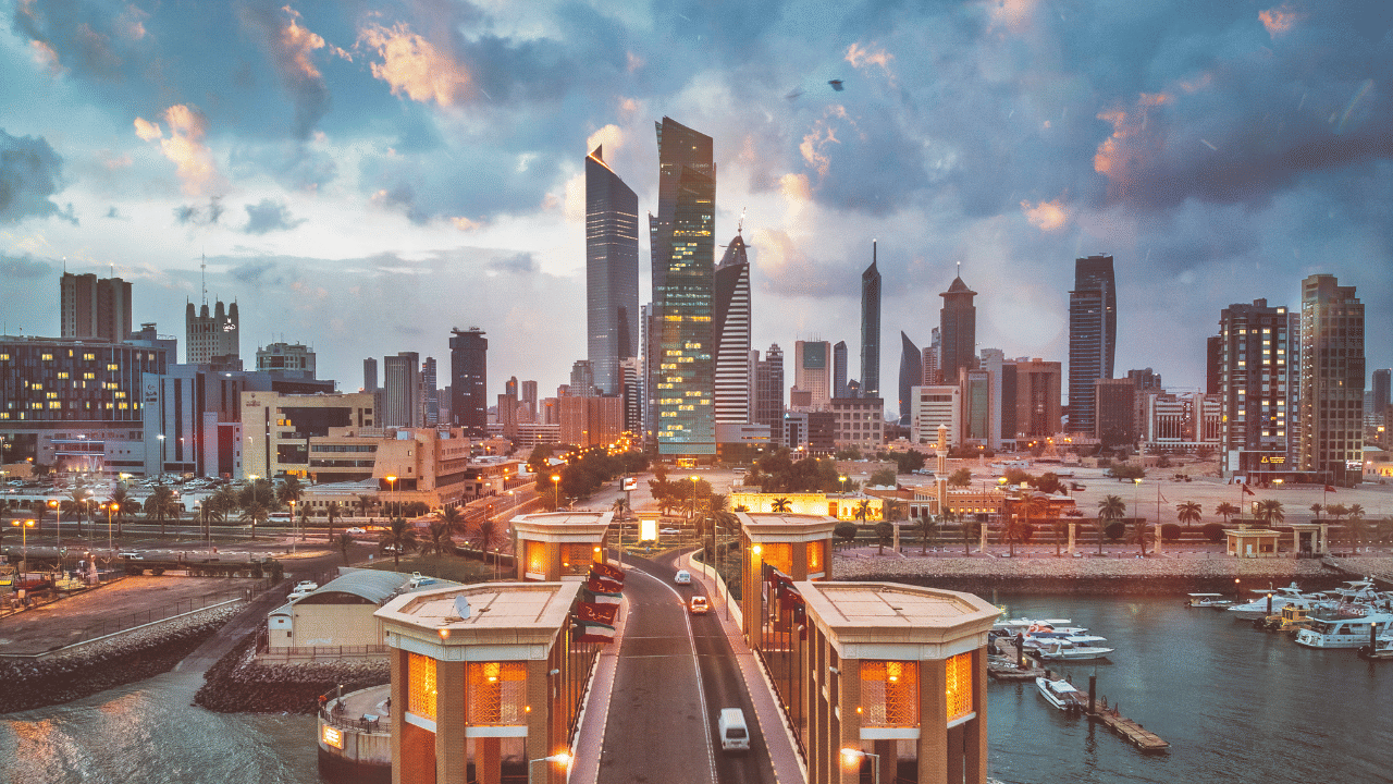 Kuwait Ministry of Social Affairs sets 50% workforce attendance
