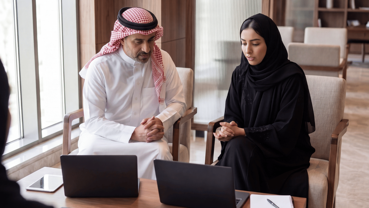 Saudi expatriate hiring slows as employers shift towards selective recruitment