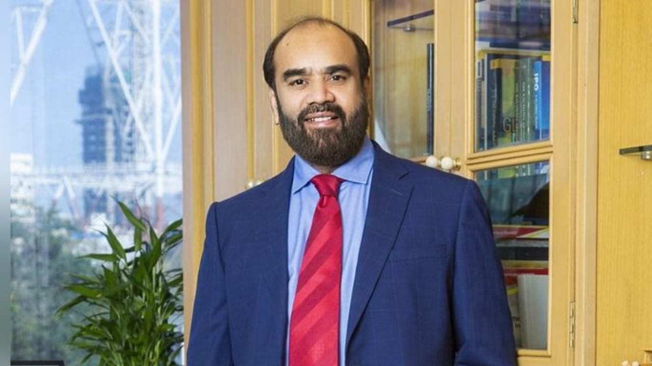 Kotak Mahindra Bank names Ramesh Iyer director; Gulati steps down