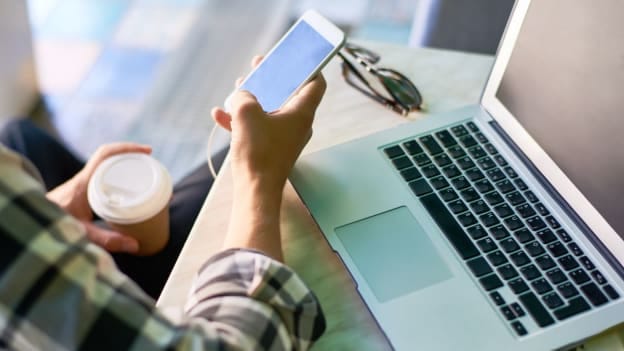 Gen Z Australians are struggling financially
