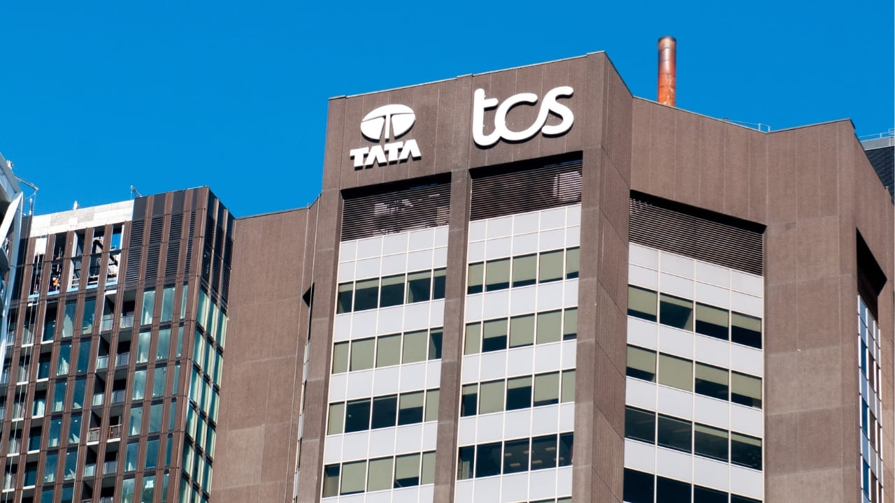 ₹25,000 to ₹22,800: A TCS employee’s pay went backwards in 5.5 years