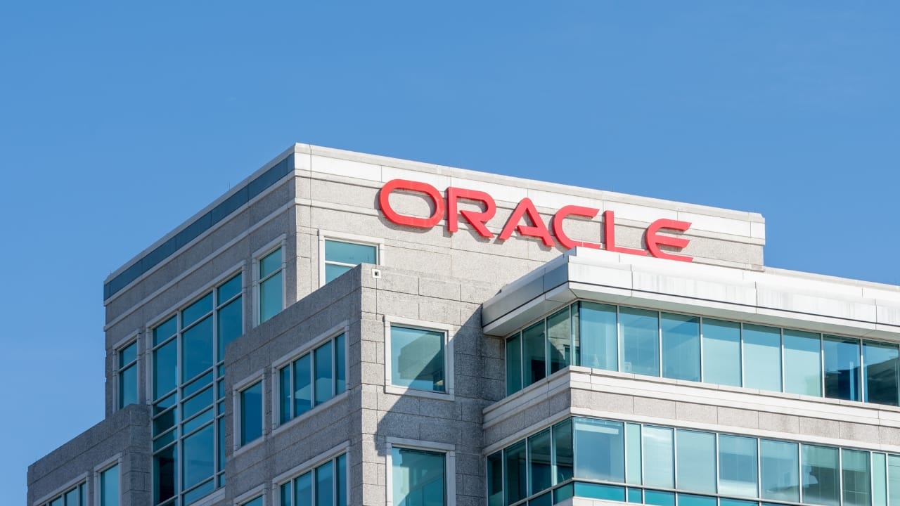 Oracle layoffs hit cloud division as $500bn AI push gains pace