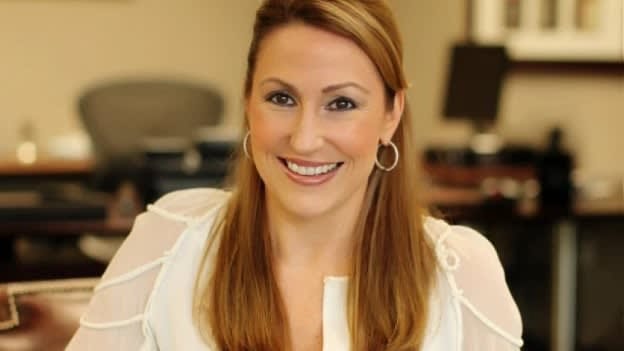Riding high on EpiPen price, Mylan CEO gets 671% salary hike in 8yrs