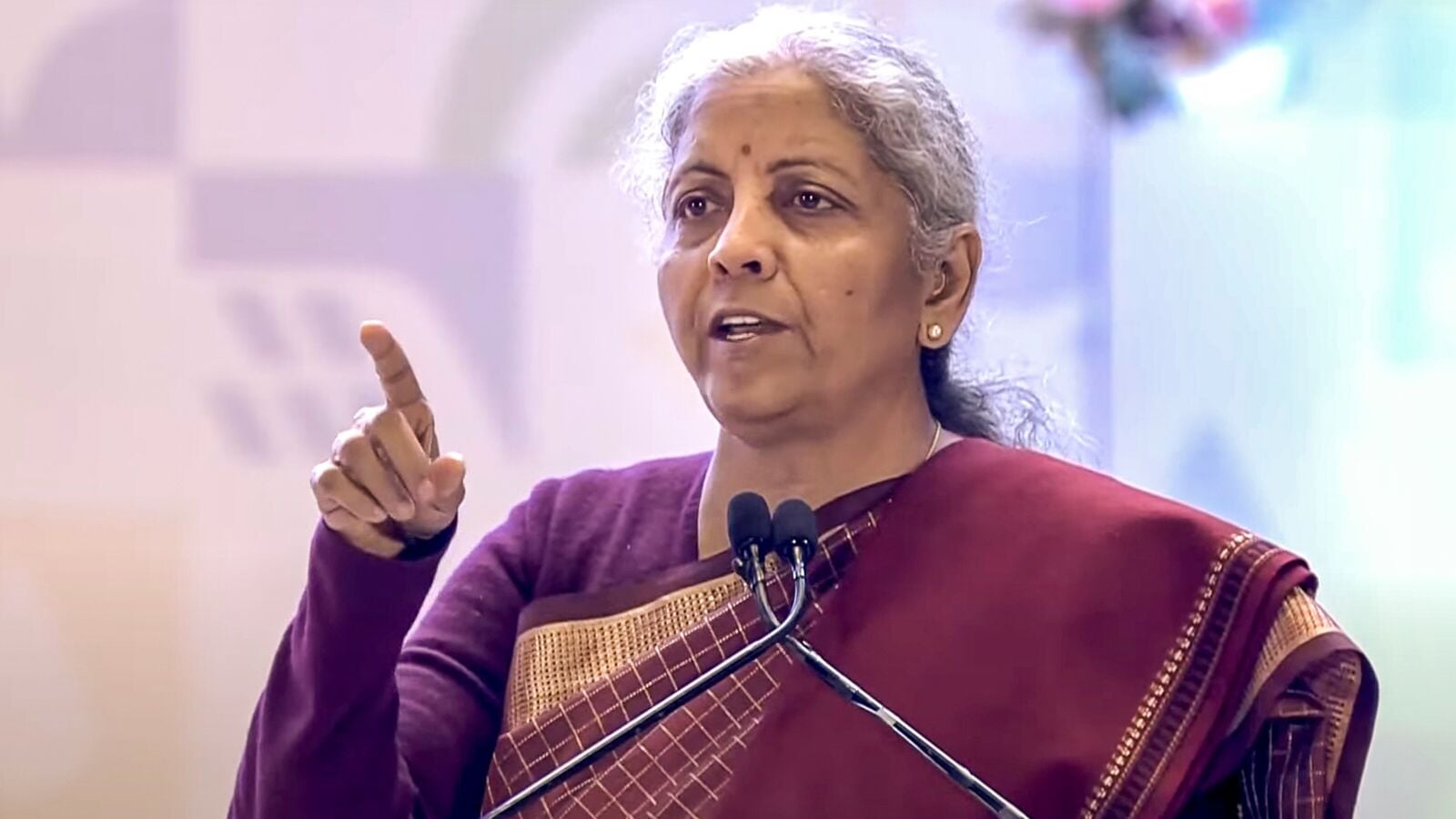 Govt extends deadlines for cos to file annual financial statements, returns