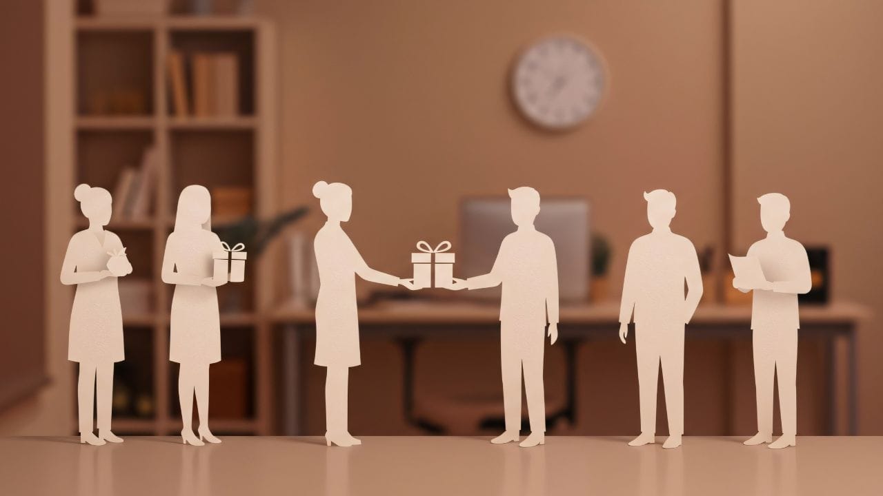 Beyond one-size-fits-all: Crafting recognition that resonates across generations