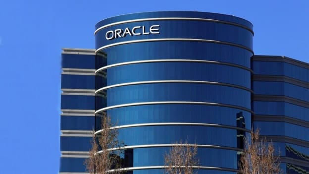 Oracle plans to hire 2,000 employees & expand its cloud business