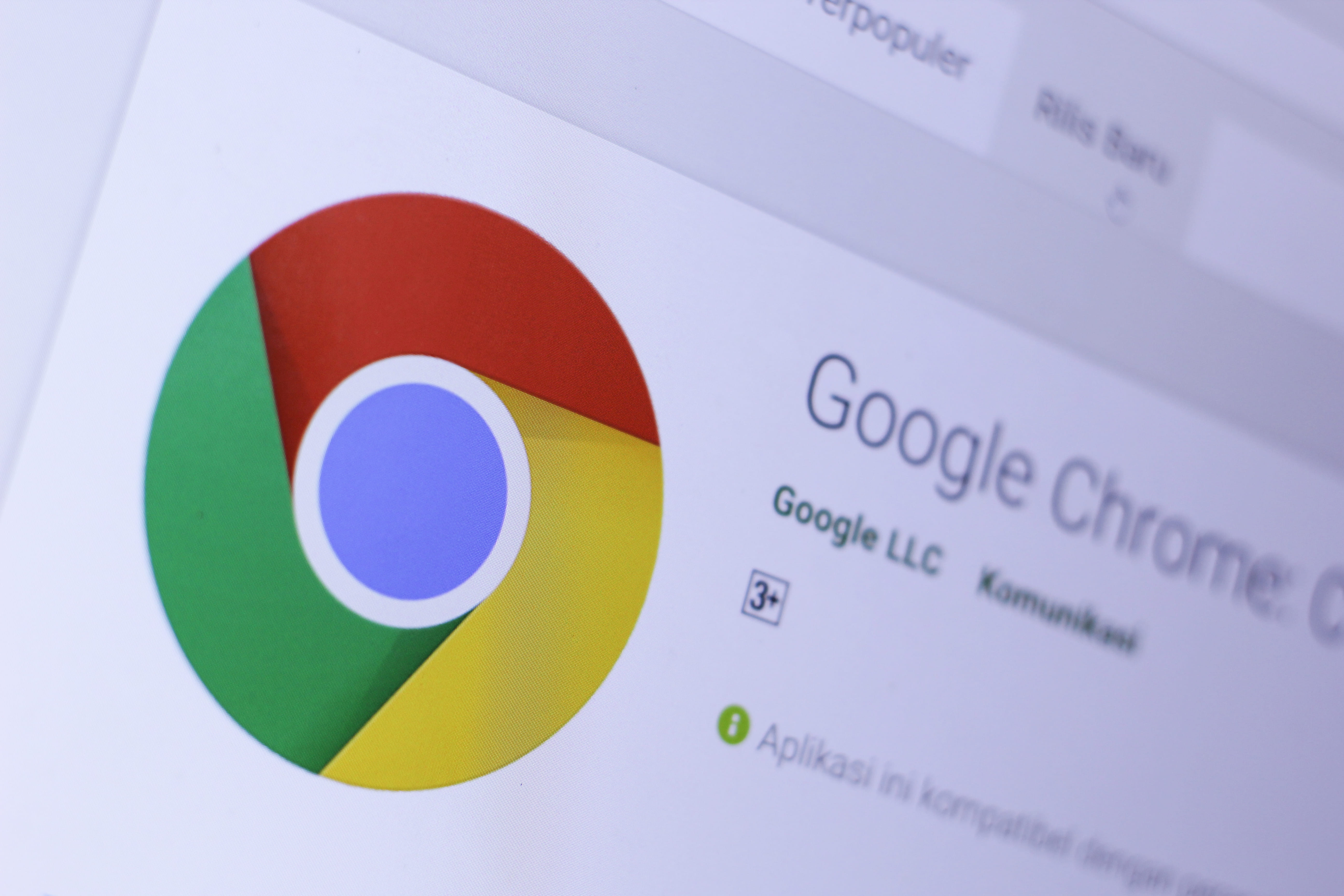 Google blocks Chrome extension with over one million users over security risks