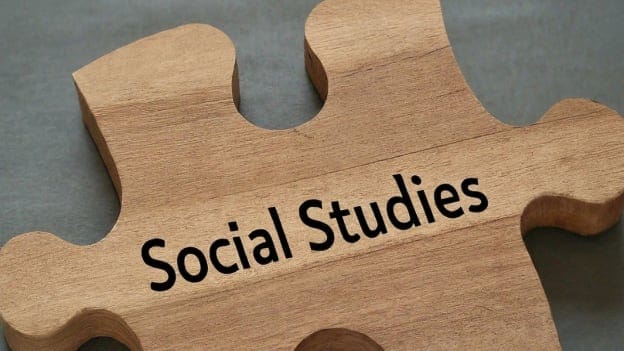Taking CHARGE in times of change? Social Studies can help