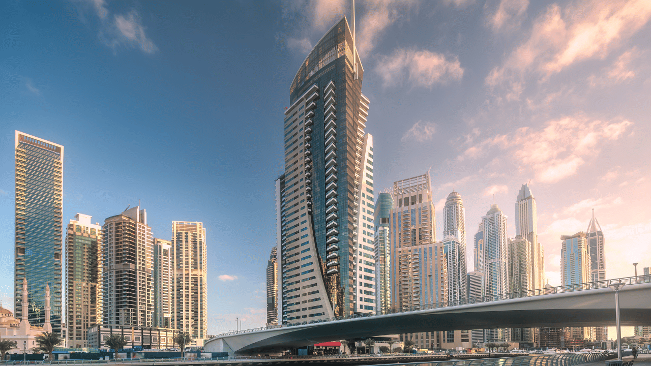 UAE turns to AI and robotics to screen work permit applicants from May