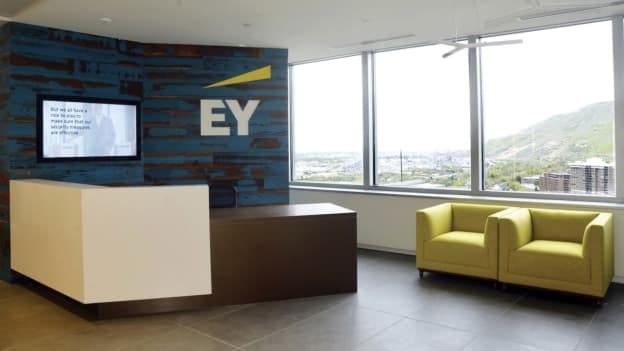 EY to hire 9000 professionals in 2021 in various technology roles