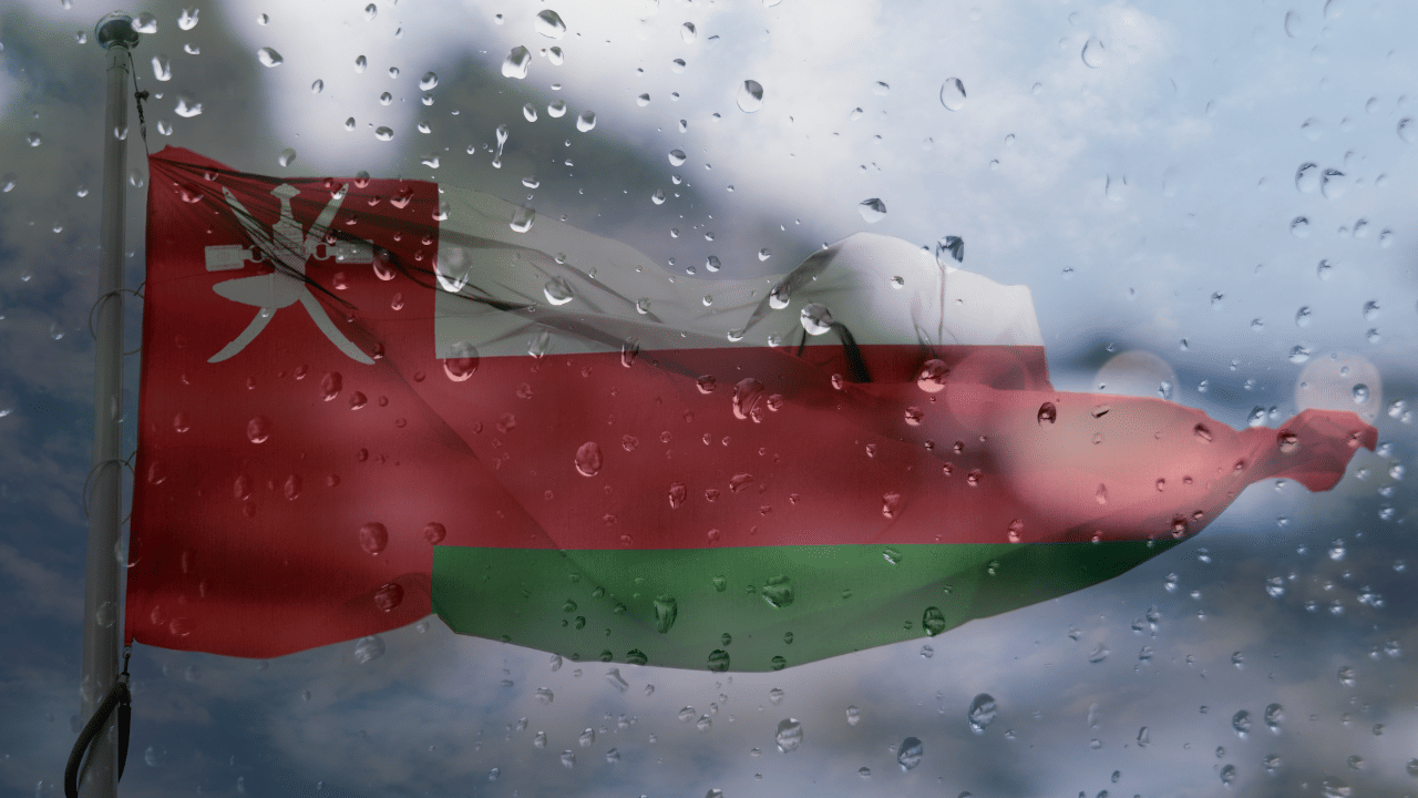 Oman announces remote work for government, private sector amid heavy rains and flash flood warnings