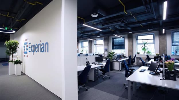 Experian to hire 2500 employees by 2024