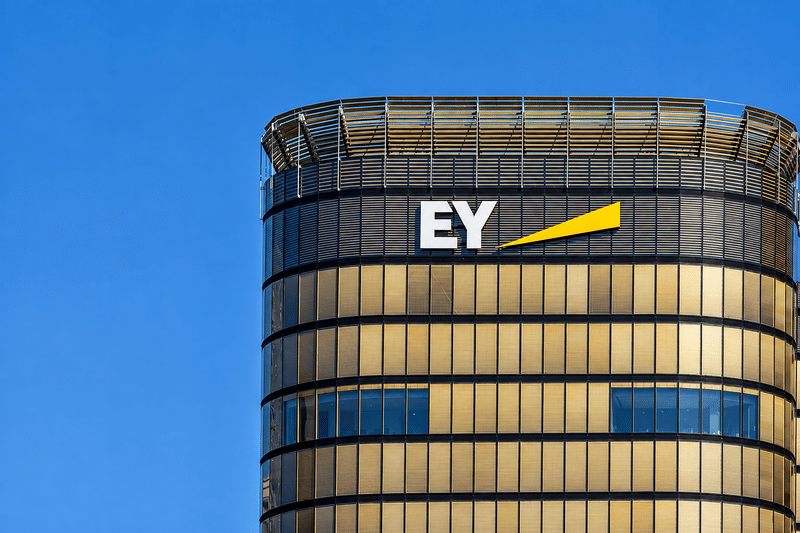 EY offers bonuses of up to $25,000 for skills AI can't replace