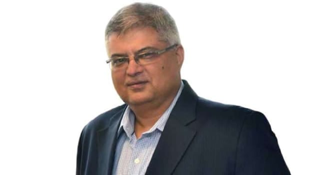 Mahindra & Mahindra's CMO Vivek Nayer steps down