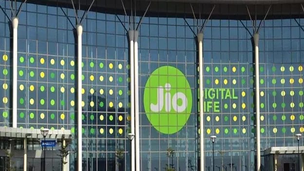 Reliance Jio to form AI team, Akash Ambani to lead