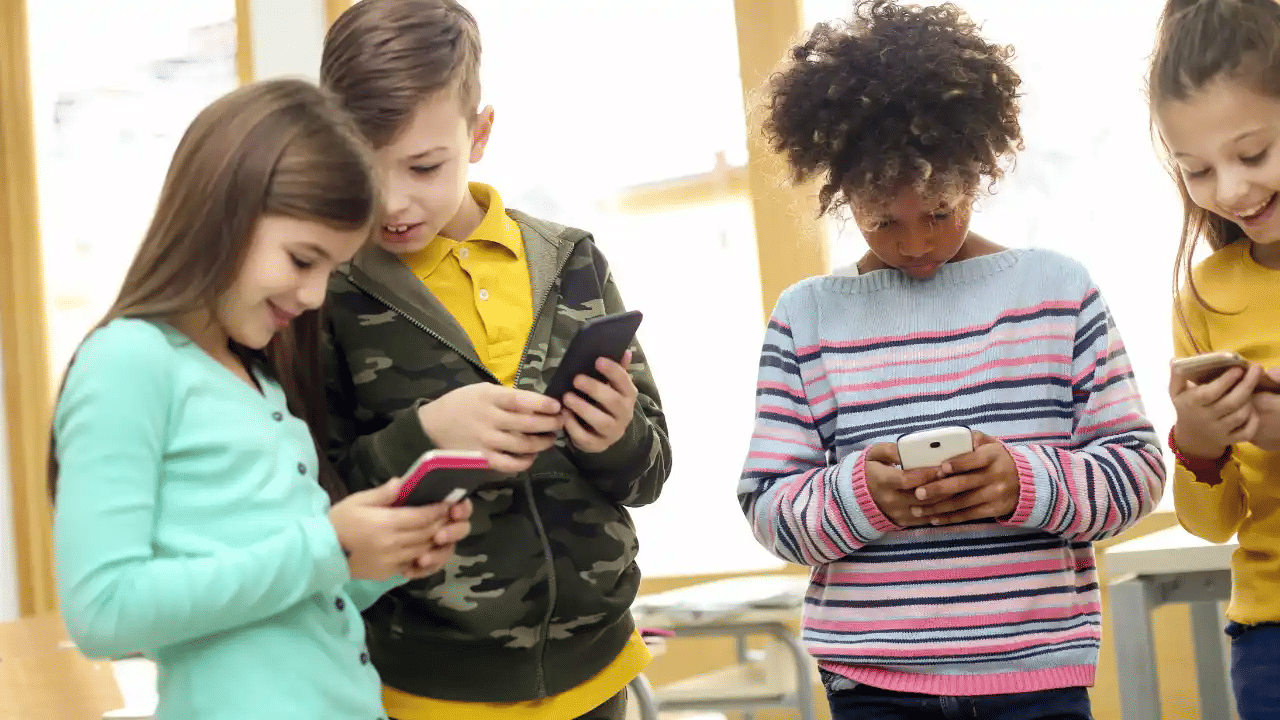 Malaysia to impose social media ban for children under 16 from 2026