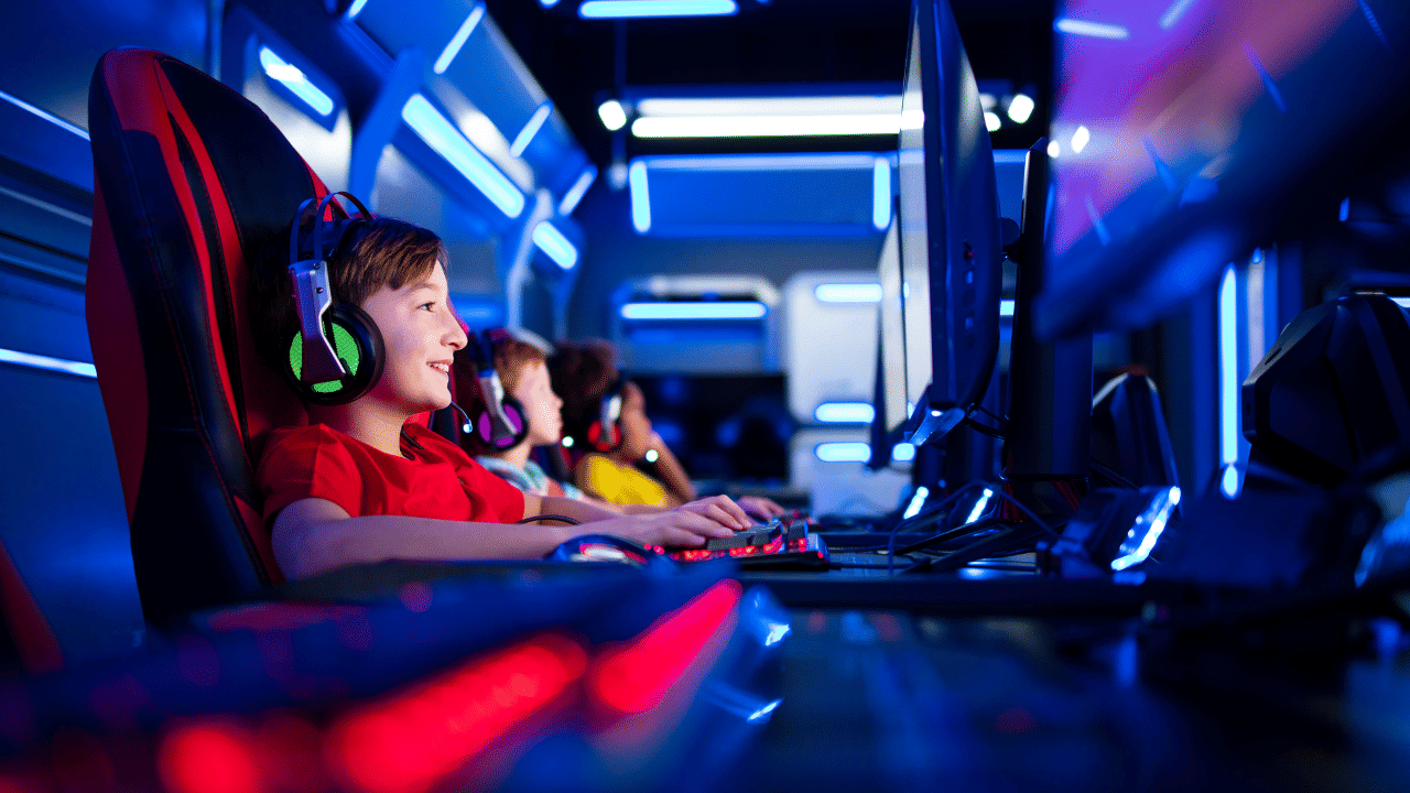 Roblox introduces stricter child safety controls as governments tighten scrutiny of under-16 social media access