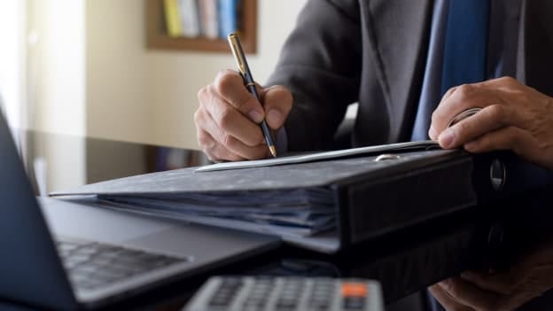 Vistra acquiring iiPay to expand global reach
