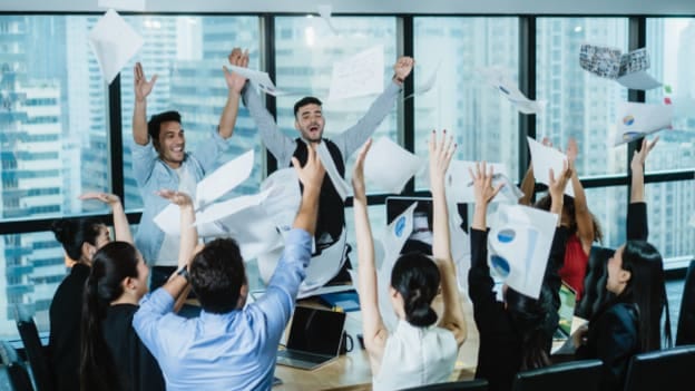 Beyond Pay & Bonus: Rewarding employees in a long lasting way