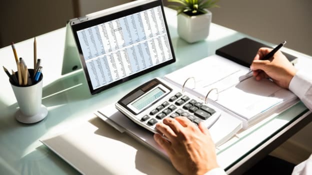 AI and accounting discrepancies: solving a seasonal headache