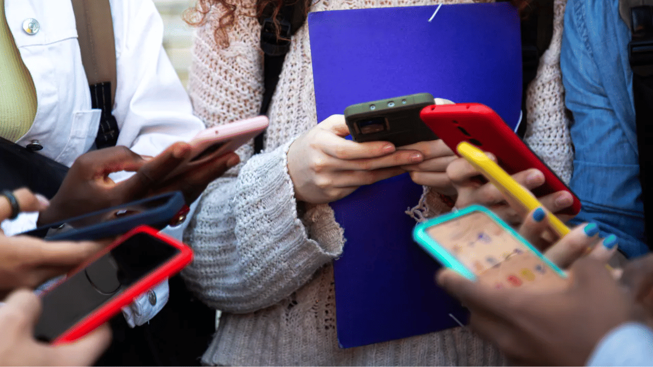 Australia enforces world-first ban on social media for under-16s, prompting global scrutiny