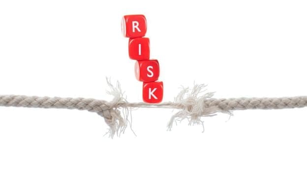 Top risks in 2024: What challenges HR leaders face?