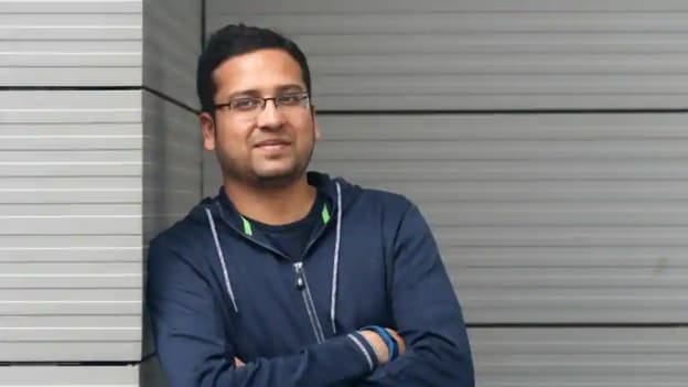 Binny  Bansal steps down as Group CEO, Flipkart