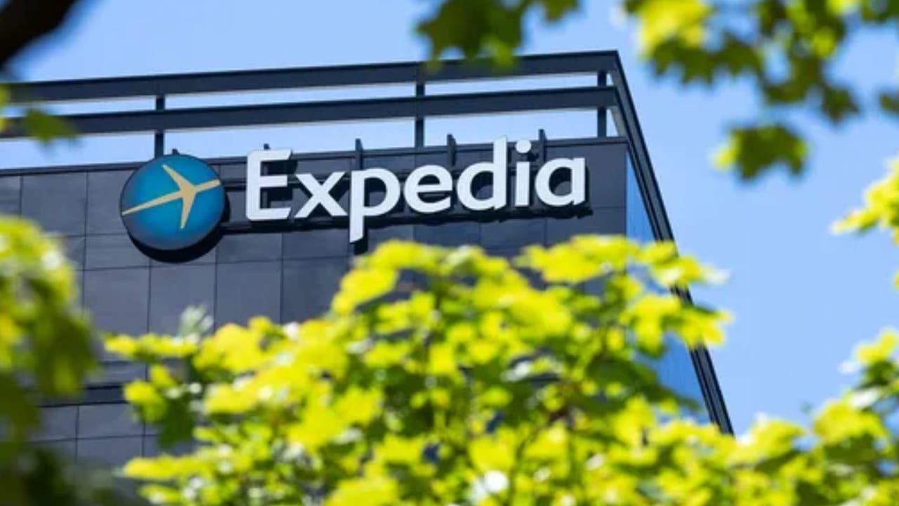 Expedia eliminates some long-tenured roles while hiring for 250 positions