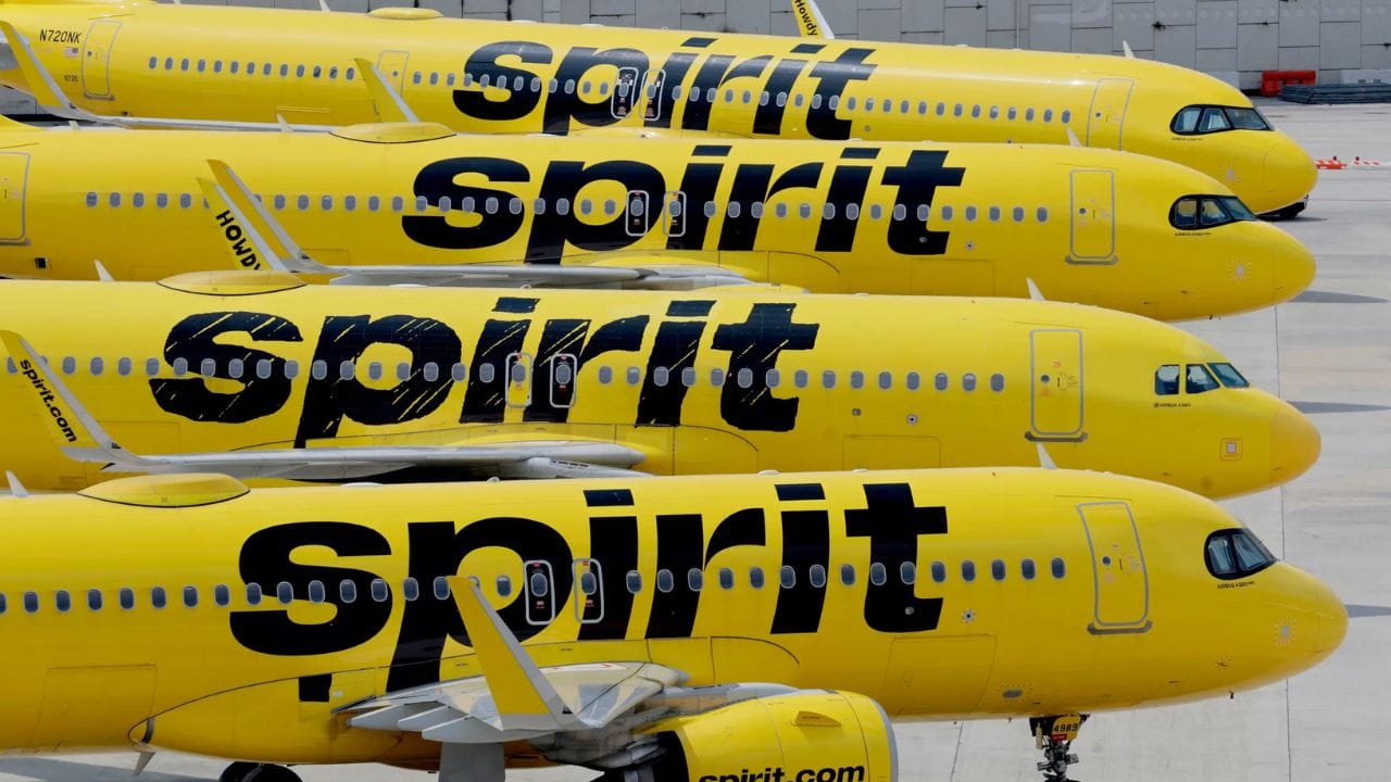 Spirit Airlines shuts down after running out of cash, 17,000 jobs affected