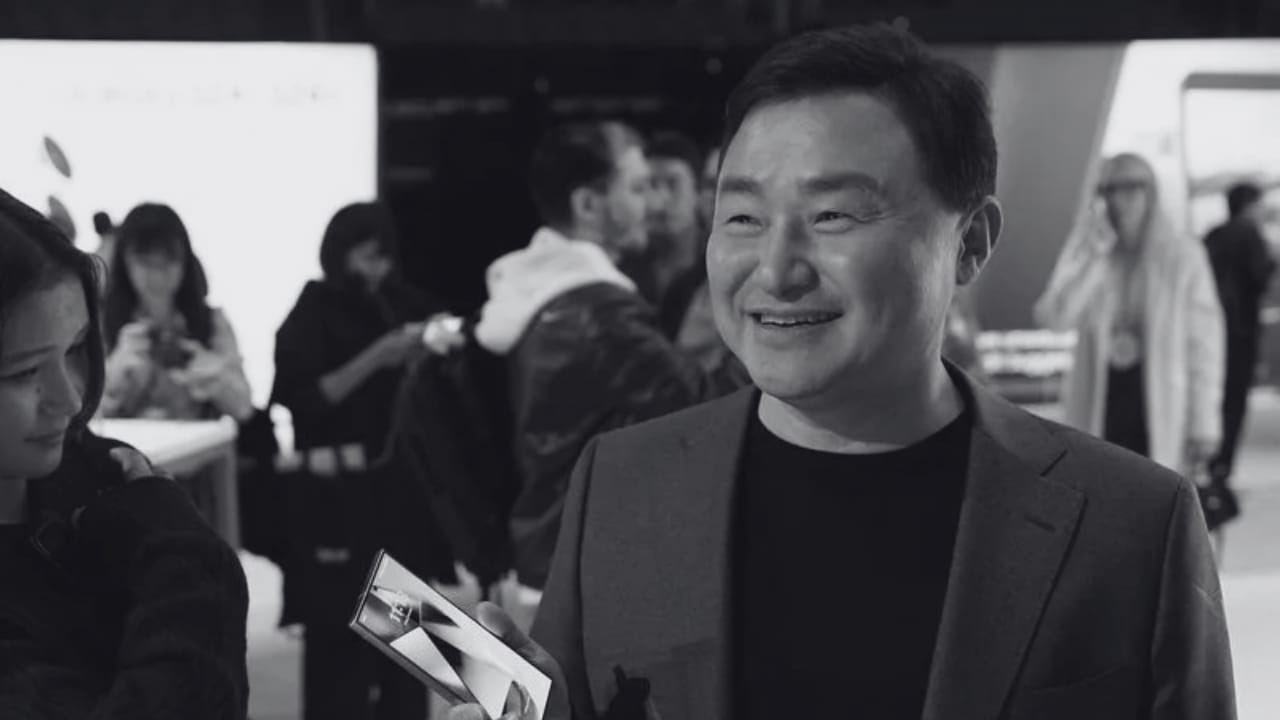 Samsung brings back dual leadership, elevates TM Roh as co-CEO