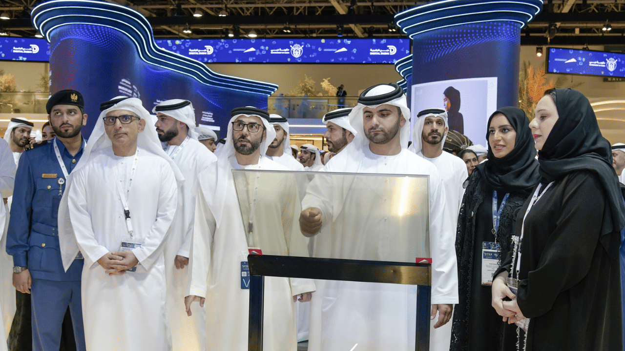 MoHRE unveils AI-powered ‘Eye’ system to transform UAE’s work permit procedures