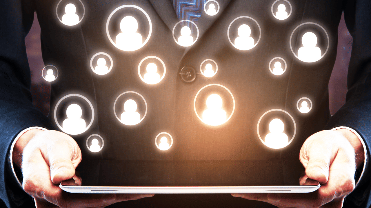 52% of recruiters use AI tools, yet final job offers remain a human decision