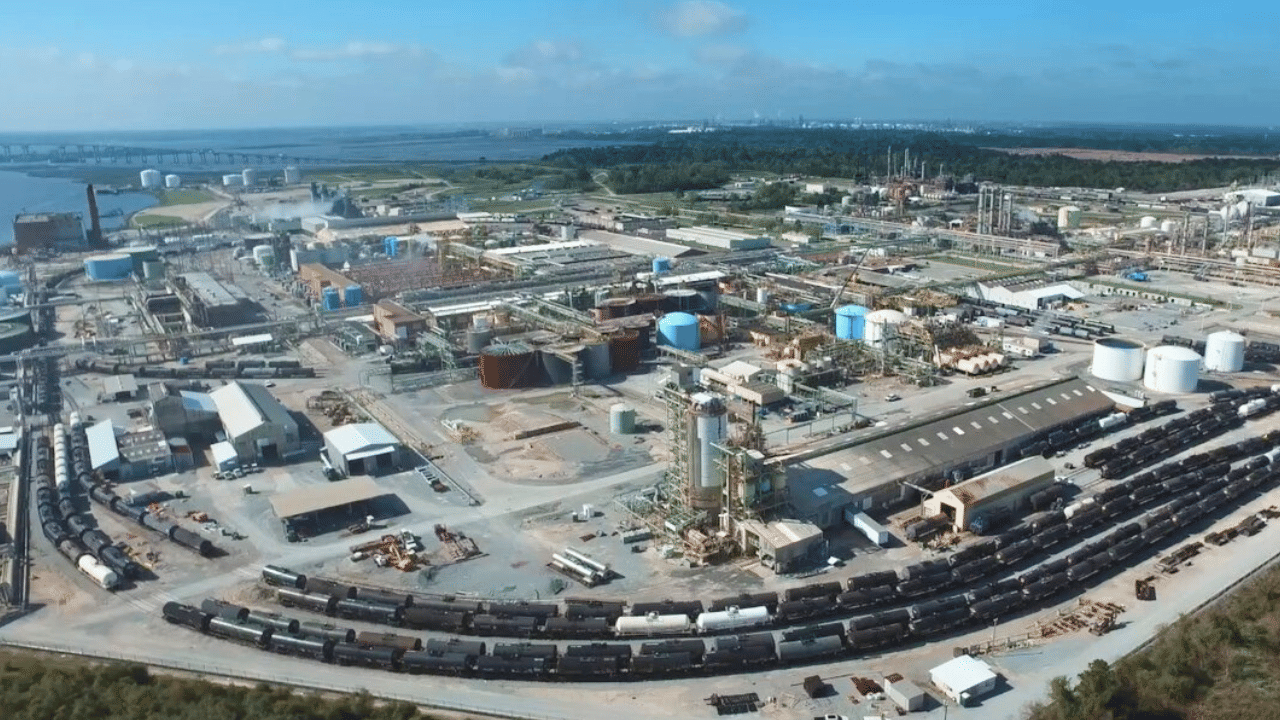 Westlake Corp. to lay off 295 employees as it shuts four Gulf Coast plants