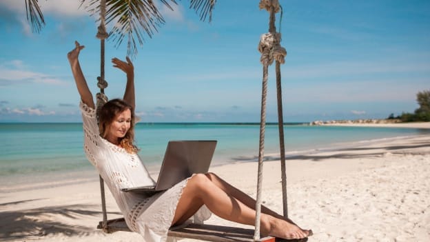Quiet vacationing: Everything you need to know about this new trend in the workforce